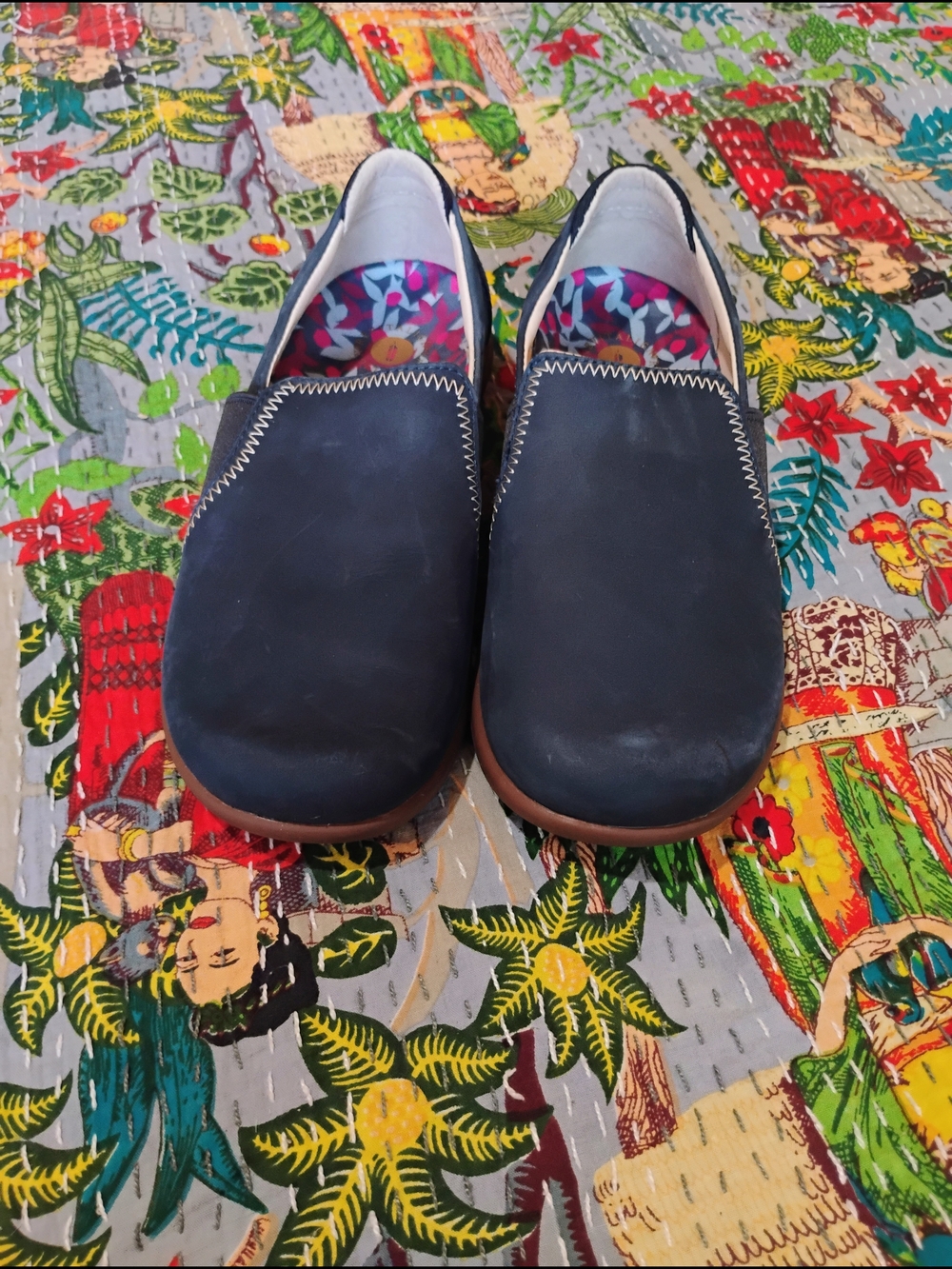 REVITALIGN Navy Blue Slip-On Loafers with Contrast Stitching